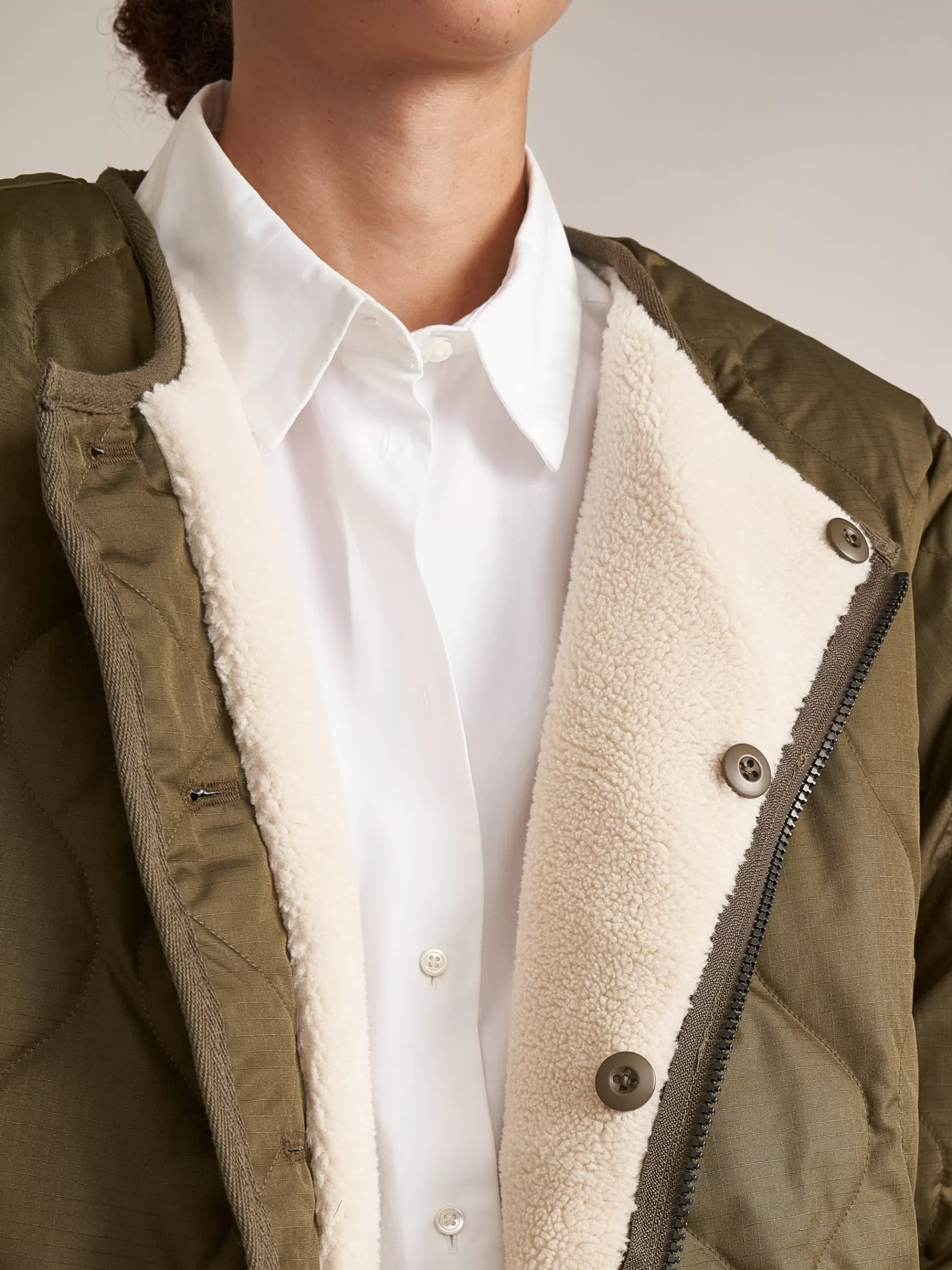 New TAION | Reversible Military Crewneck Down Jacket Olive